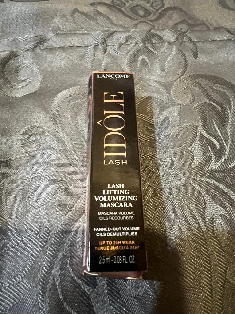 Lancôme Ribbed Velvet Light Pink Makeup Pouch with new mascara samples